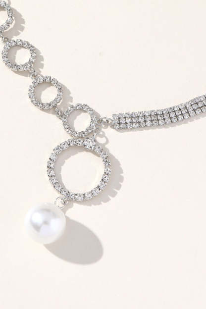 Shimmering Silver Rhinestone Choker