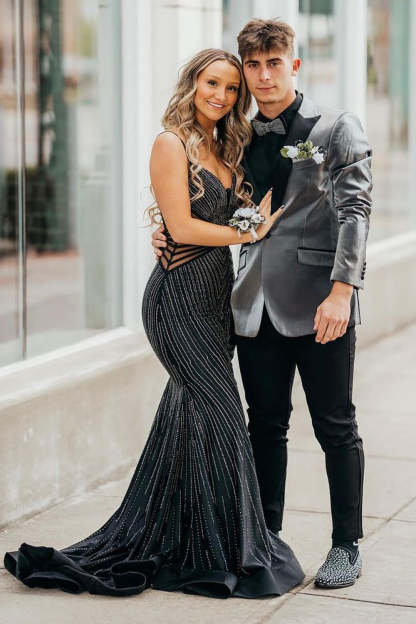 Grey Black Men's Prom Suits with Peak Lapel and One Button