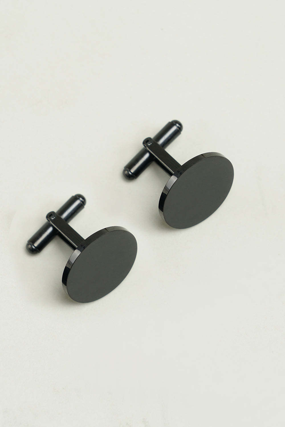 Cufflinks for Simple Black Tuxedo Shirts