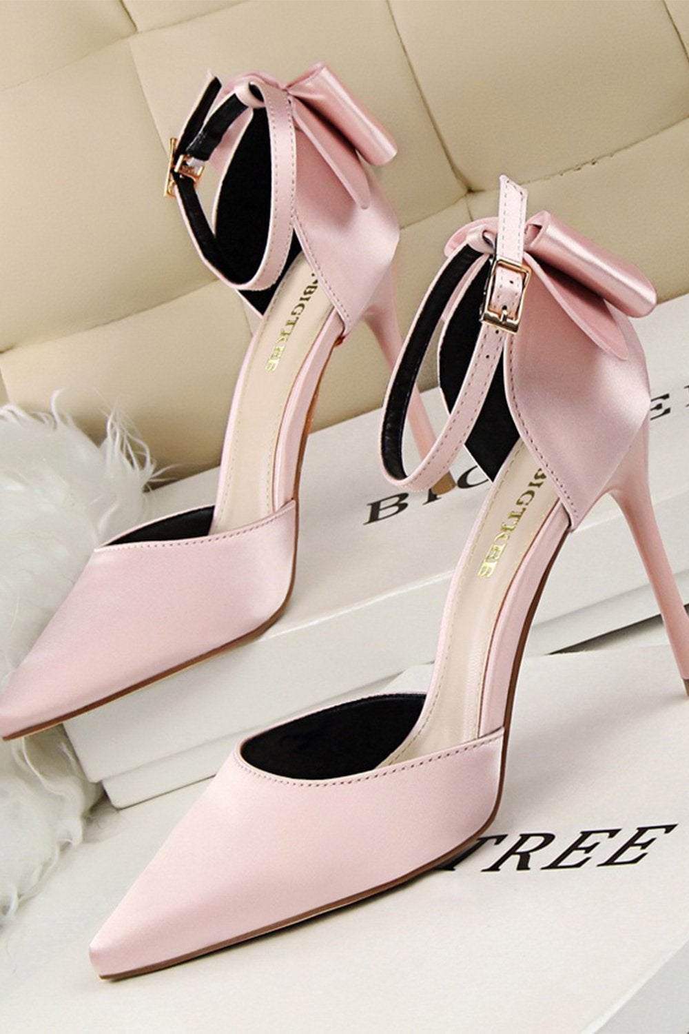 Prom Heels in Burgundy Satin Featuring a Bowknot