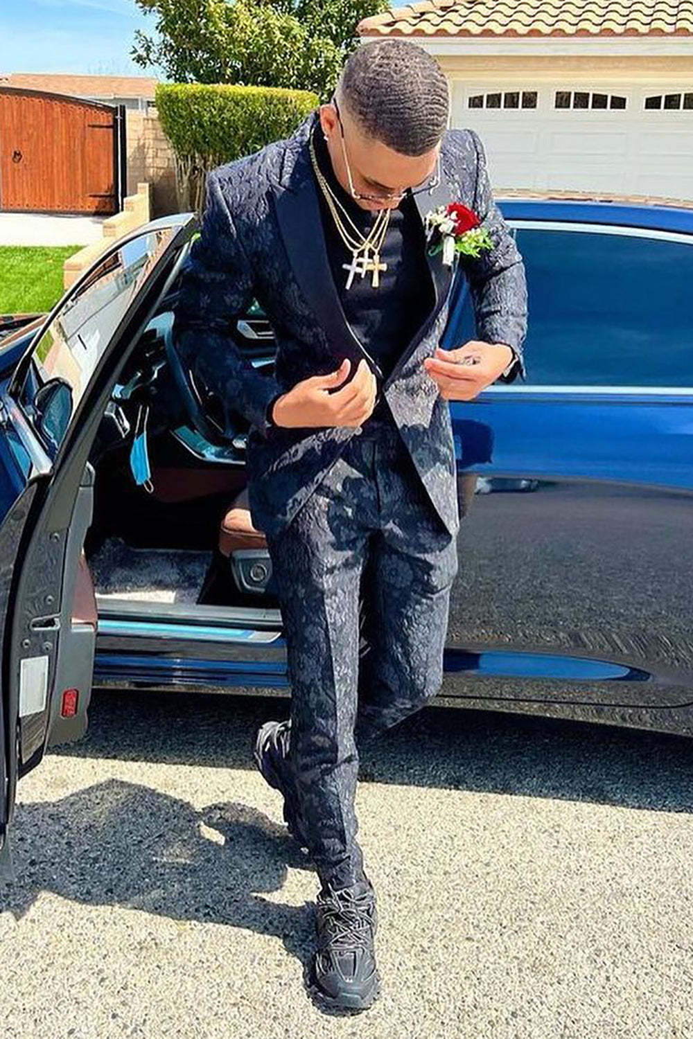 Black Jacquard 3-Piece Prom Suit with Peak Lapel for Men