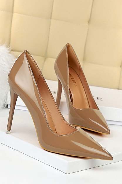 Pointy Stiletto Heels in Khaki