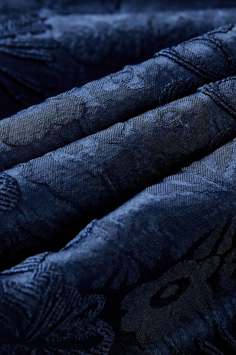 Dark Blue Jacquard Men's Prom Suit with Peak Lapel and One Button