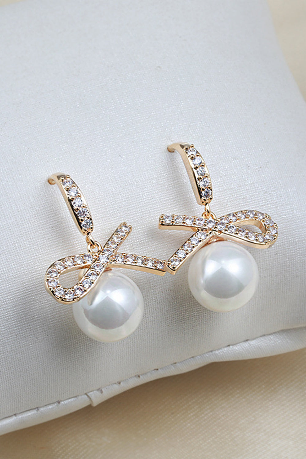 Earring with Pearl Beading