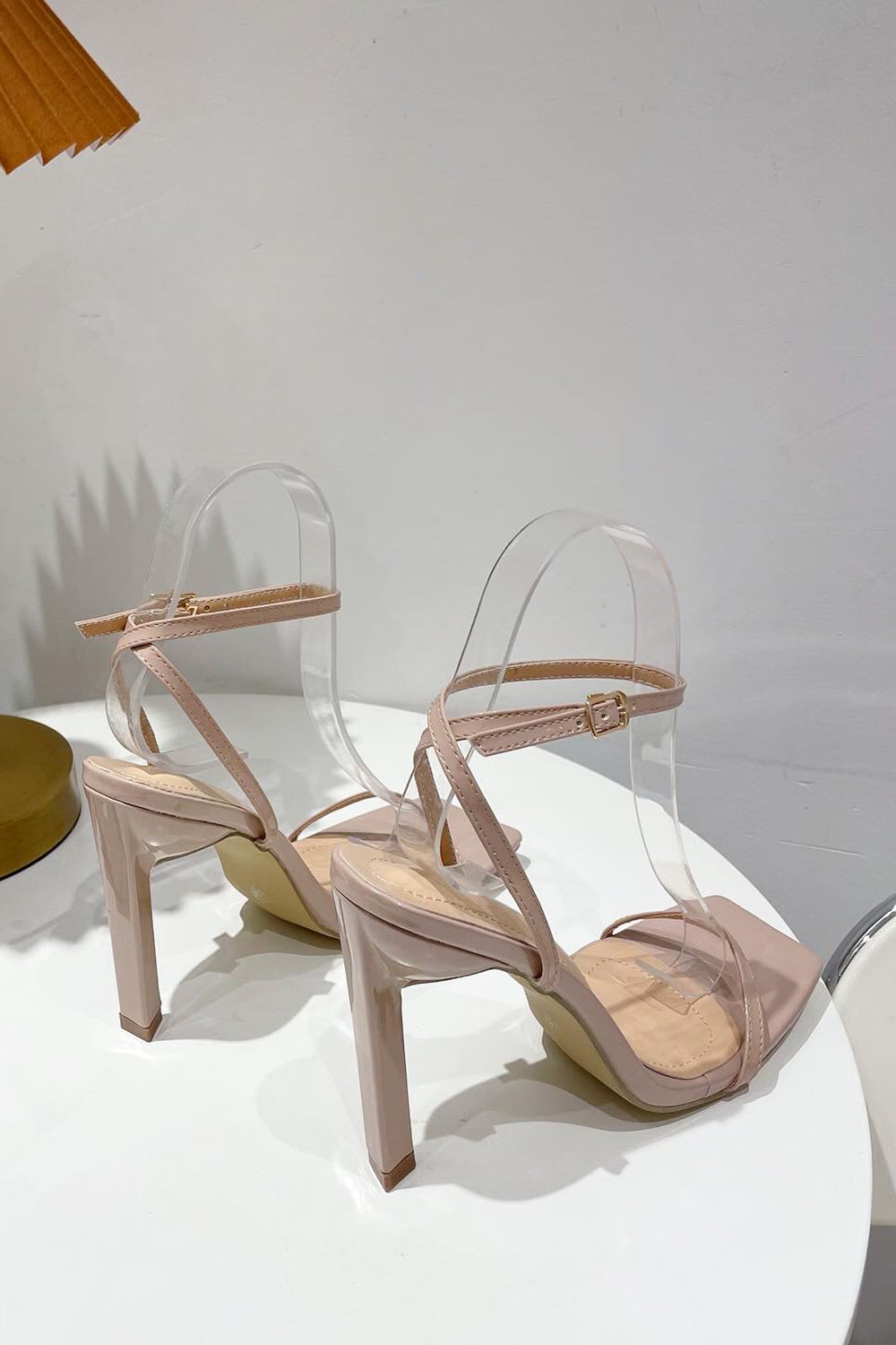 Thick High Heels with a Square Head in One Word