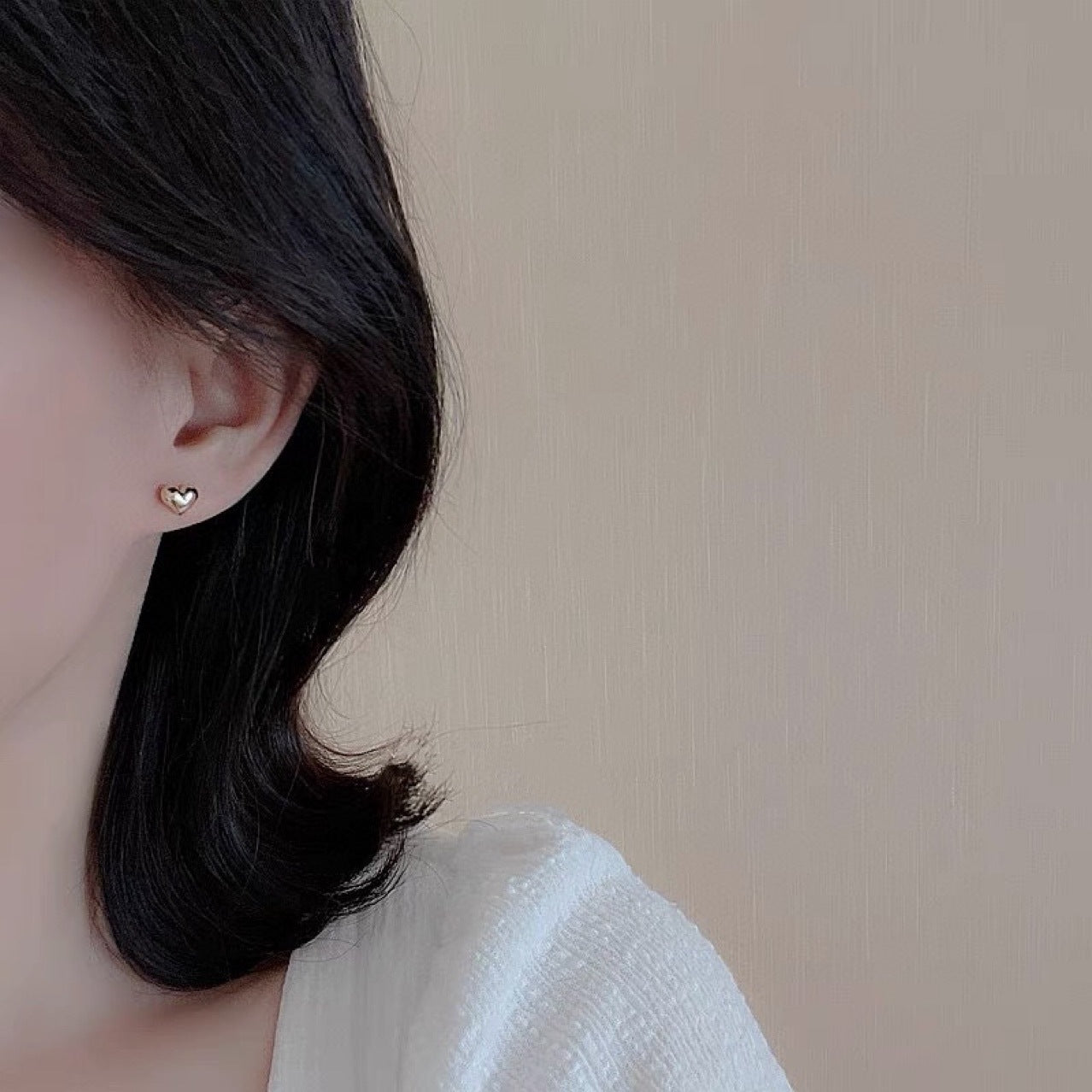 Heart Earrings with Freshwater Pearls in Natural Hues
