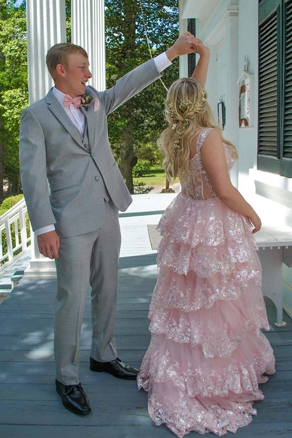 Grey Men's Prom Suits with Notched Lapel and Two Buttons