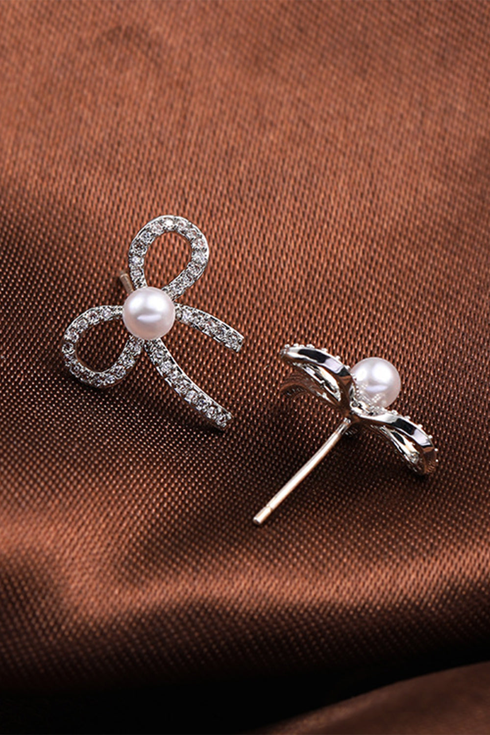 Pearl Earrings with Beaded Bows