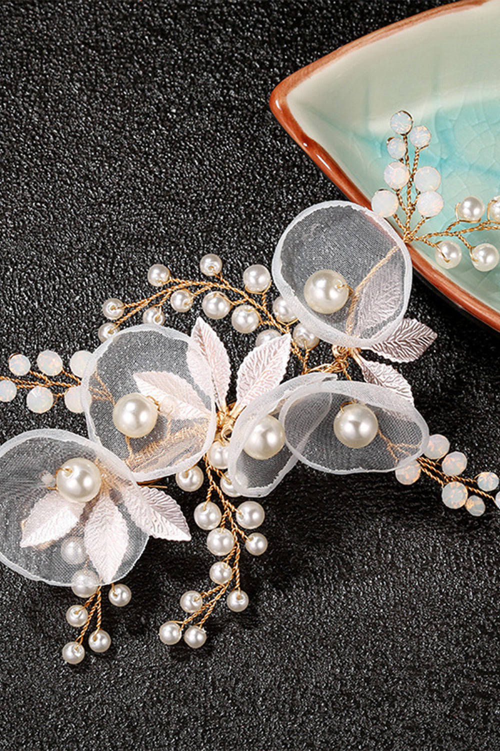 Bridal Comb with Golden Flower