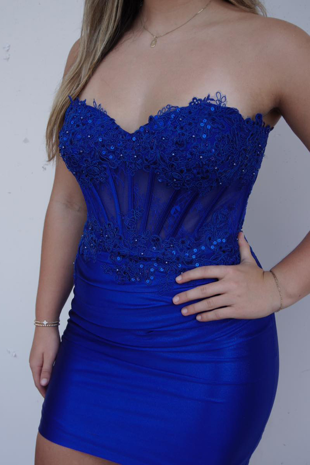 Fuchsia Strapless Bodycon Satin Short Corset Cocktail Dress With Appliques