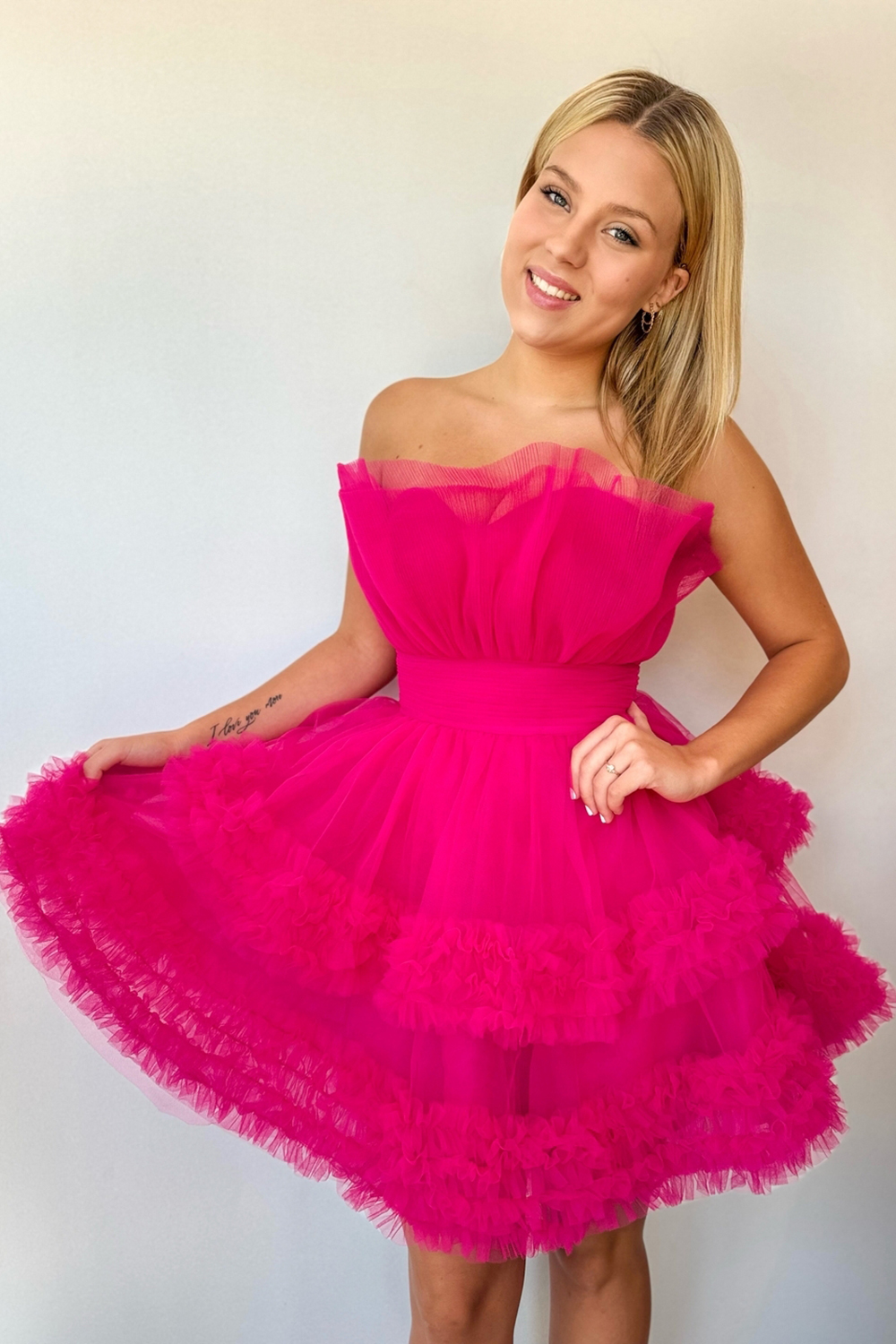 Chic Fuchsia Strapless A Line Tulle Tiered Short Cocktail Dress