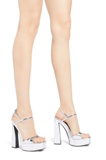 Open Toe Sandals with Chunky Heel and Golden Ankle Strap