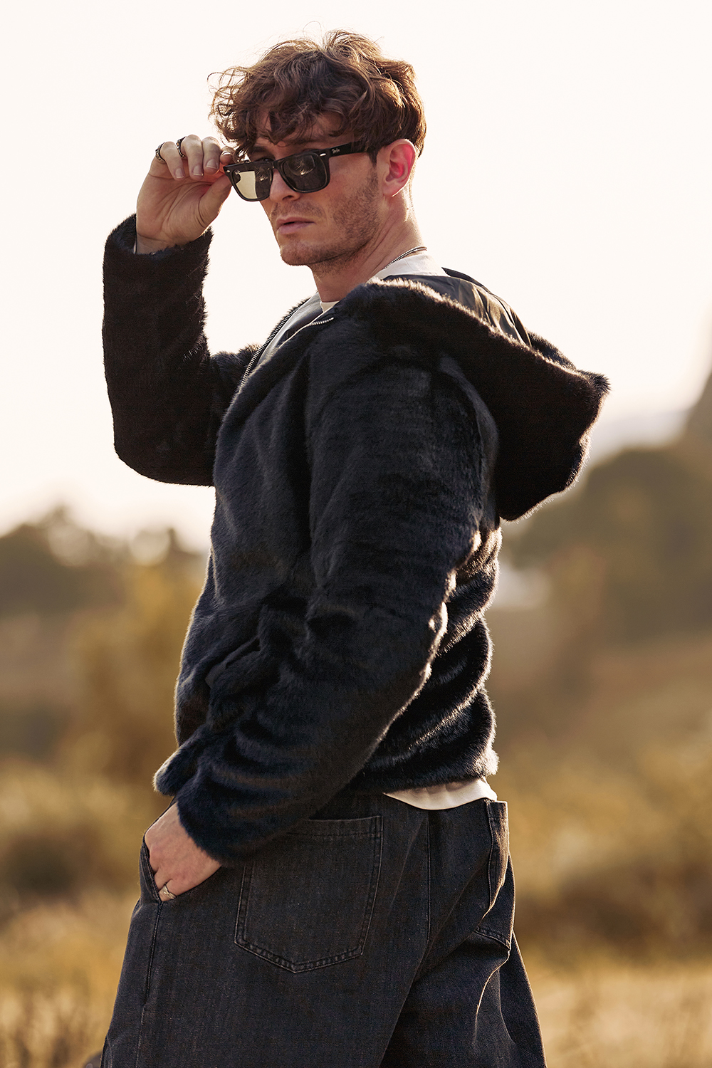 Men's Warm Short Coat with Black Faux Fur Hood and Long Sleeves