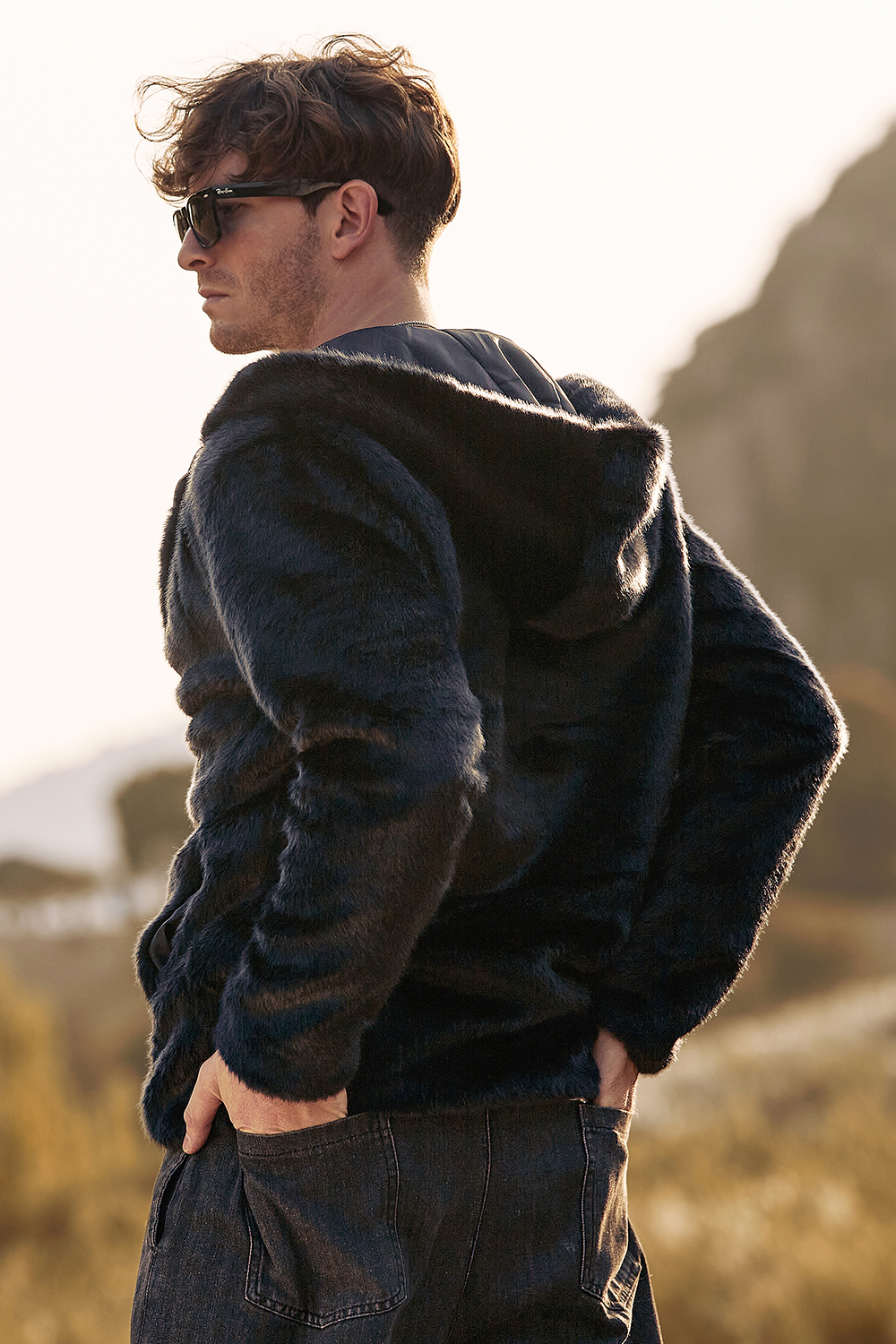 Men's Warm Short Coat with Black Faux Fur Hood and Long Sleeves