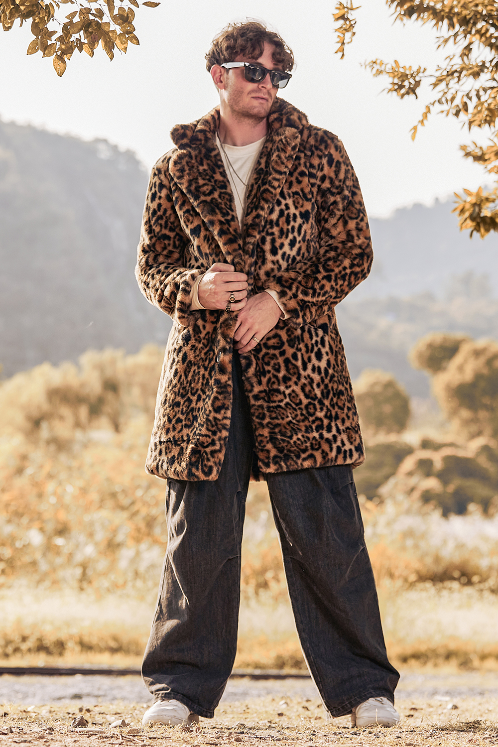 Men's Warm Long Coat with Brown Leopard Faux Fur and Notched Lapel
