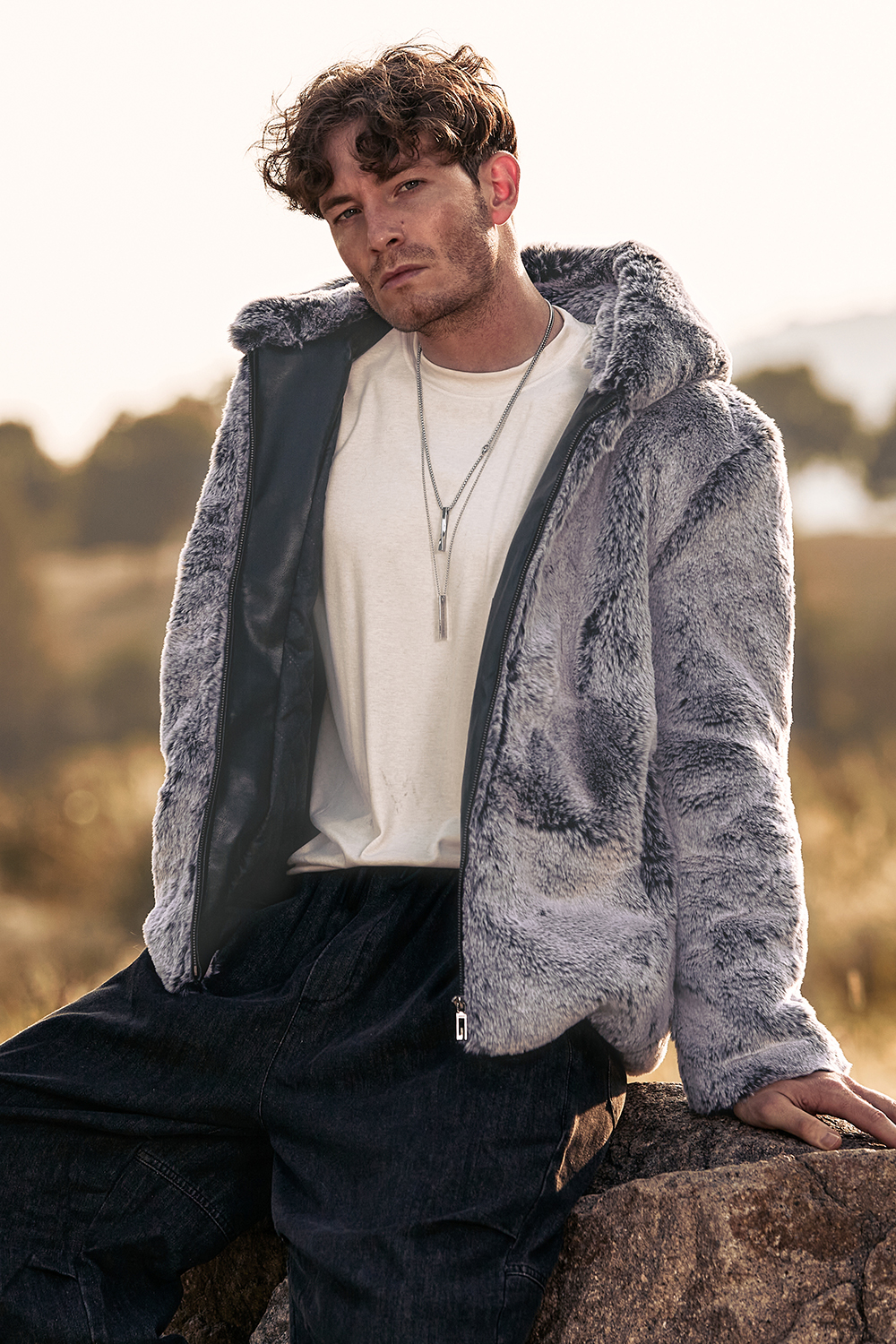 Men's Short Grey Hooded Coat with Fluffy Faux Fur and Long Sleeves