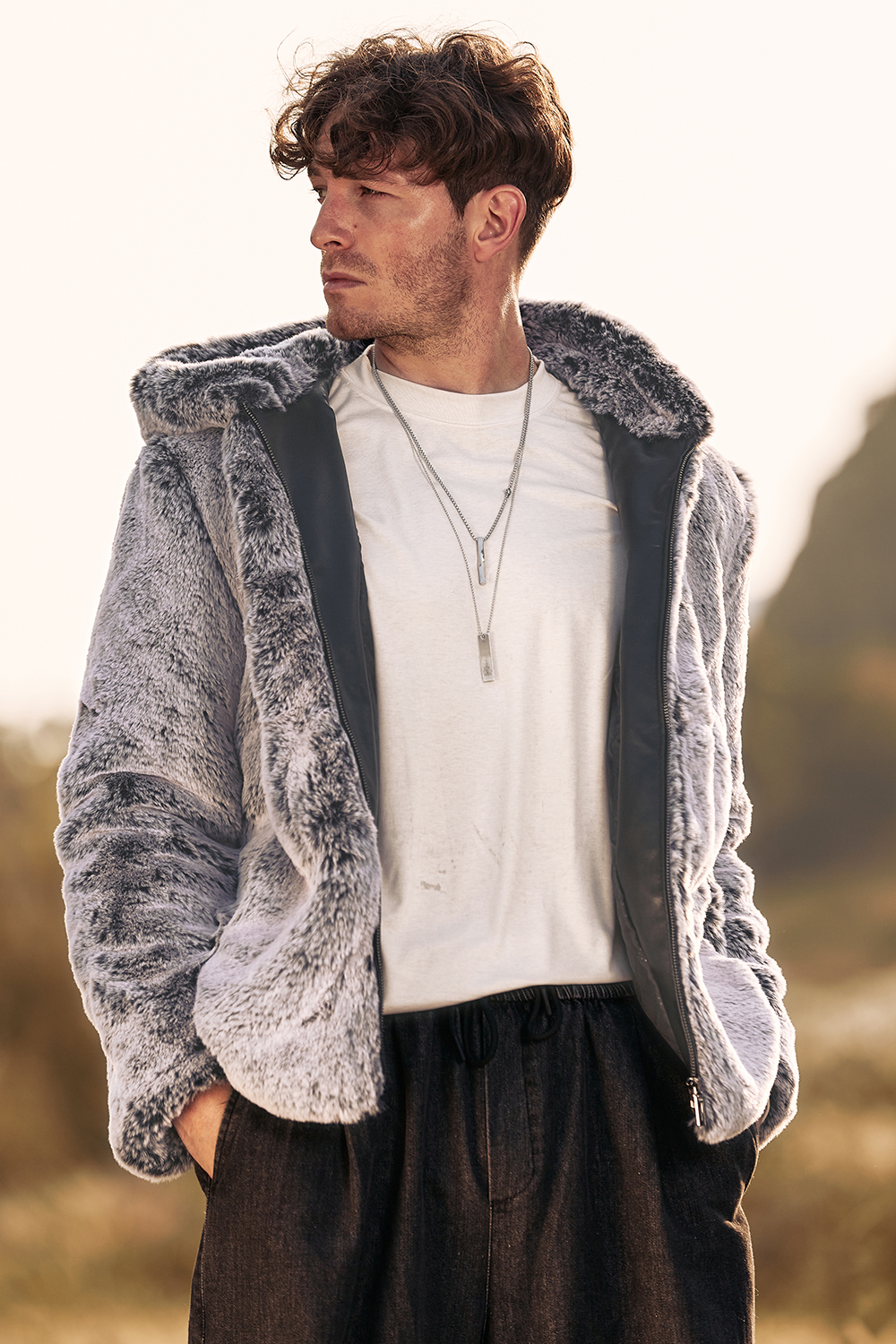 Men's Short Grey Hooded Coat with Fluffy Faux Fur and Long Sleeves