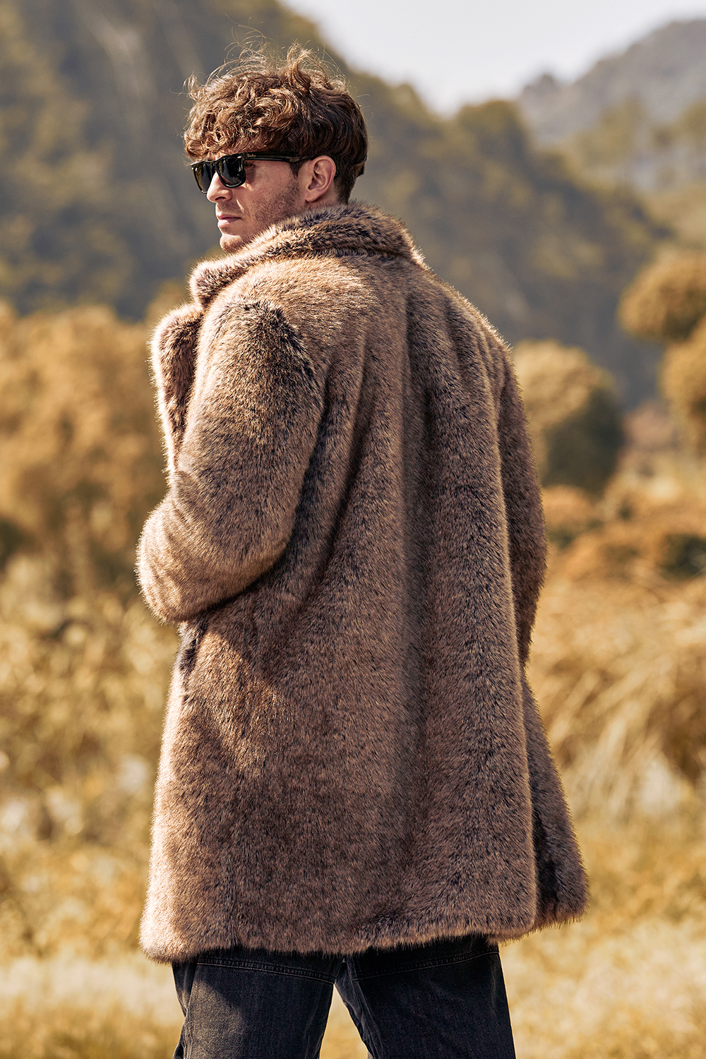 Men's Long Winter Coat with Notched Lapel and Coffee Fluffy Faux Fur Long Sleeves