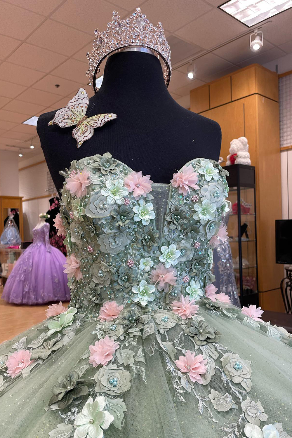 Sweetheart Sage Ball Gown with Floral Tulle and Appliques for Quinceanera