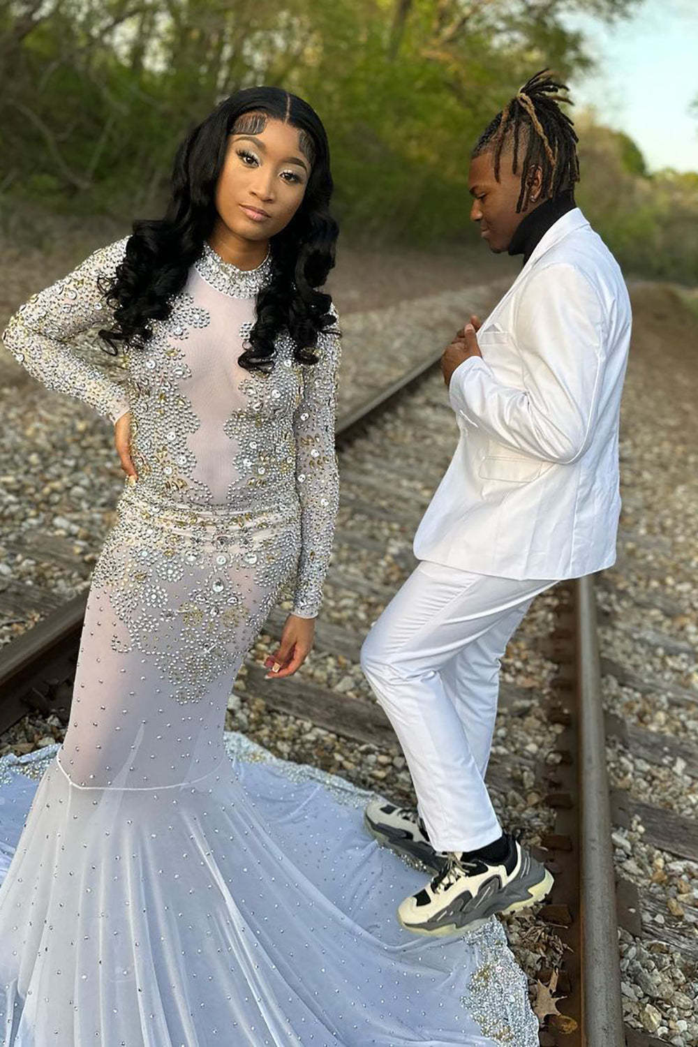 White Men's Prom Suits with Slim Fit Notched Lapel