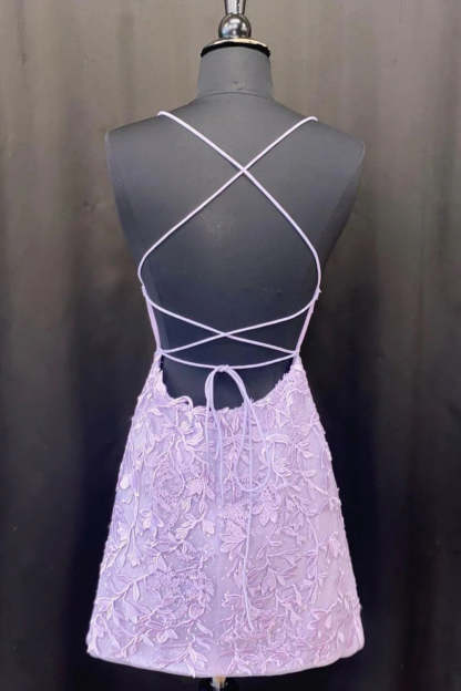 Purple Spaghetti Straps Bodycon Short Cocktail Dress With Appliques