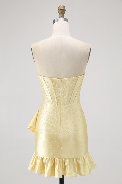 Sparkly Yellow Bodycon Short Corset Cocktail Dress With Beading