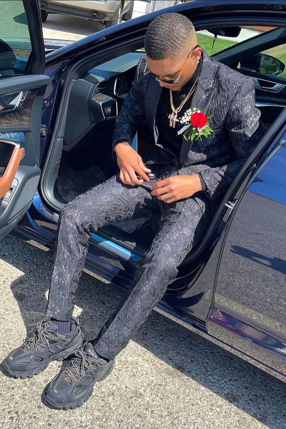 Black Jacquard 3-Piece Prom Suit with Peak Lapel for Men