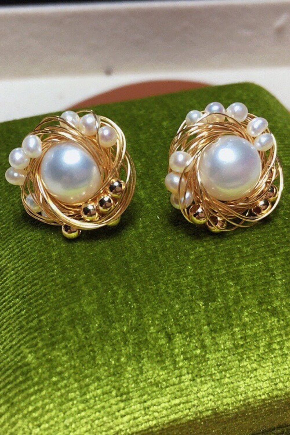 Metal Earrings with Natural Pearls