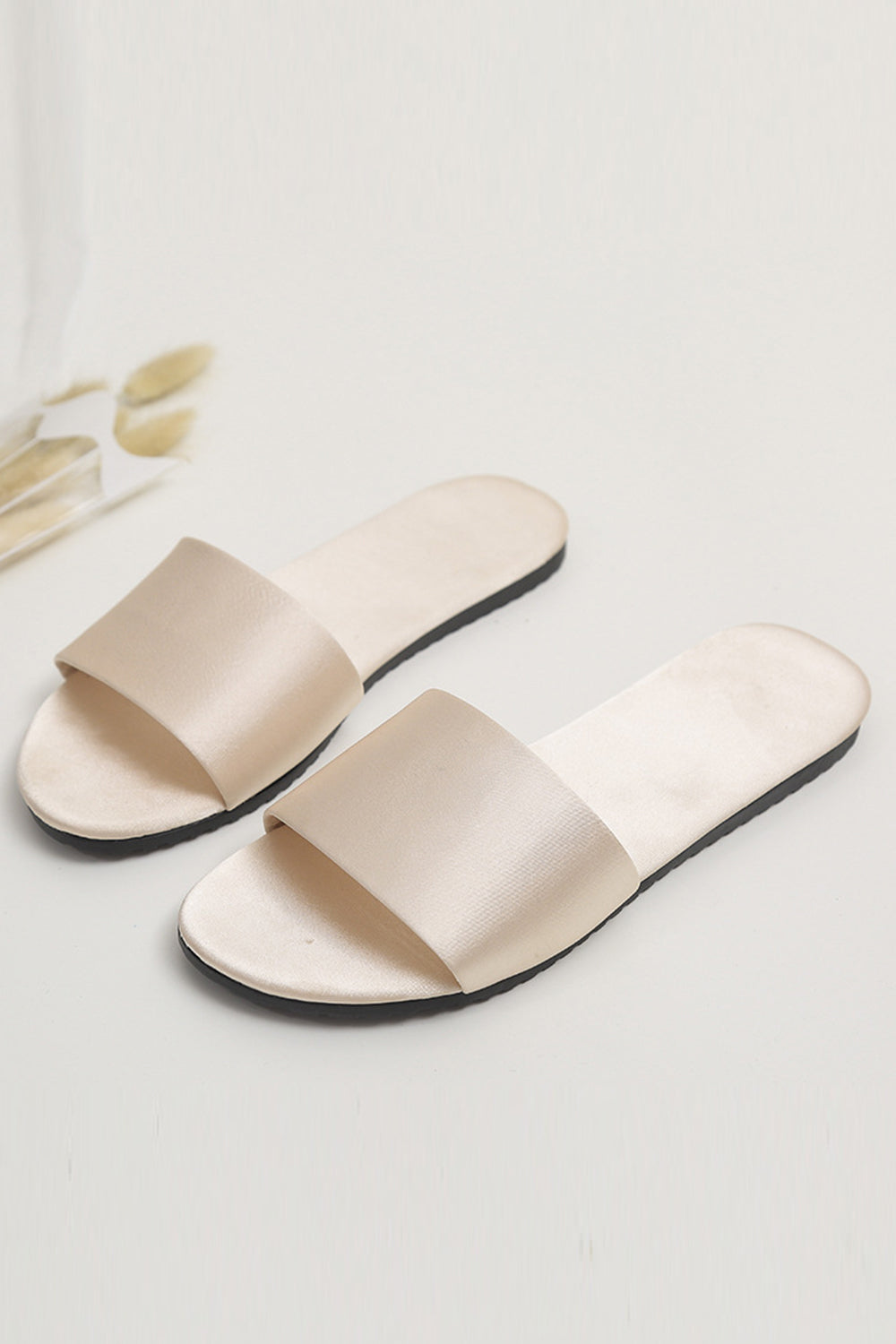 Bridal Slippers in Resistant Silk Satin