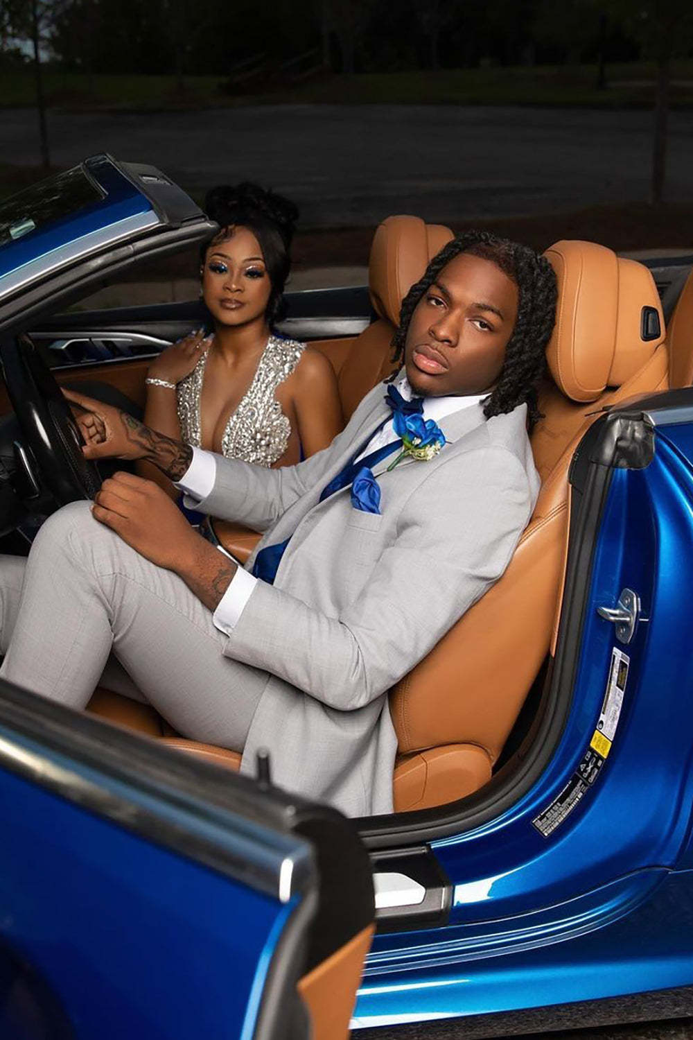 Sleek Grey Slim-Fit Single-Breasted Two-Button Prom Suit with Notched Lapel