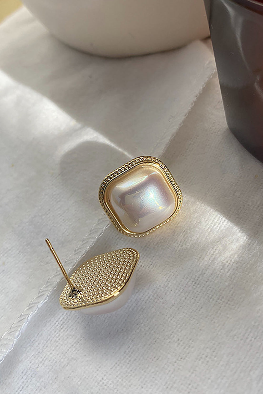 Pearl Earrings in a Vintage Square Design