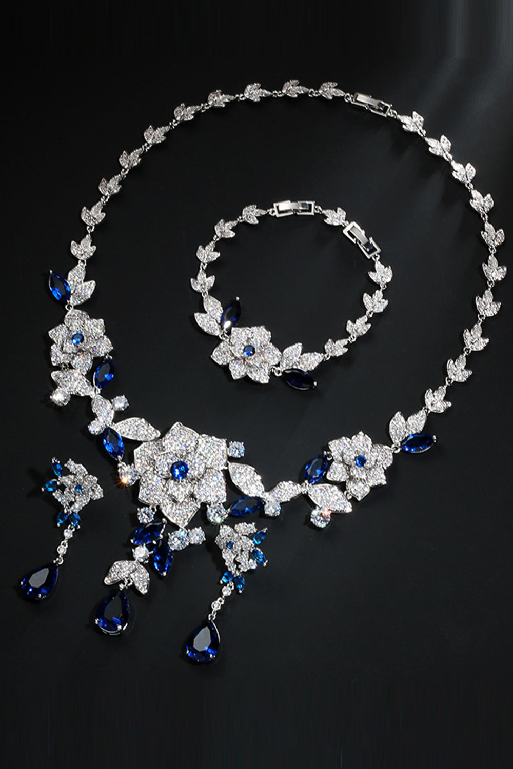 Jewelry Set with Royal Blue Flower Bracelet and Necklace
