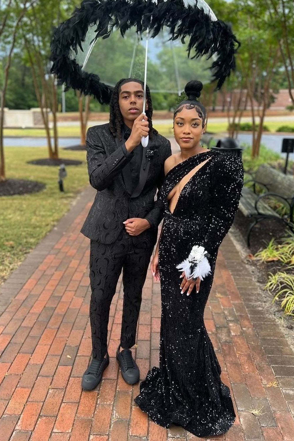 Men's Prom Suits in Black Shawl Lapel Jacquard 2-Piece Set