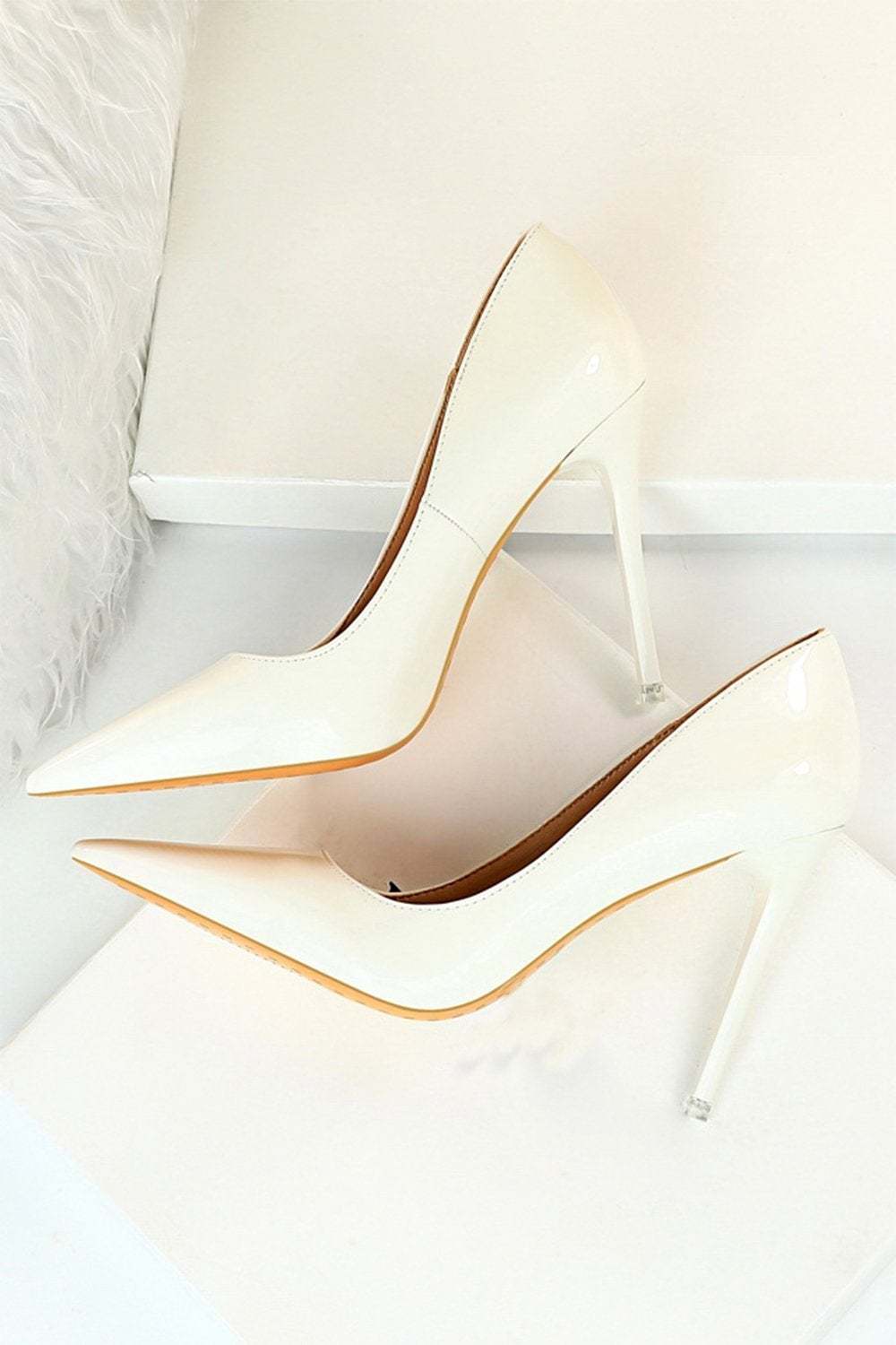 Pointy Stiletto Heels in Khaki