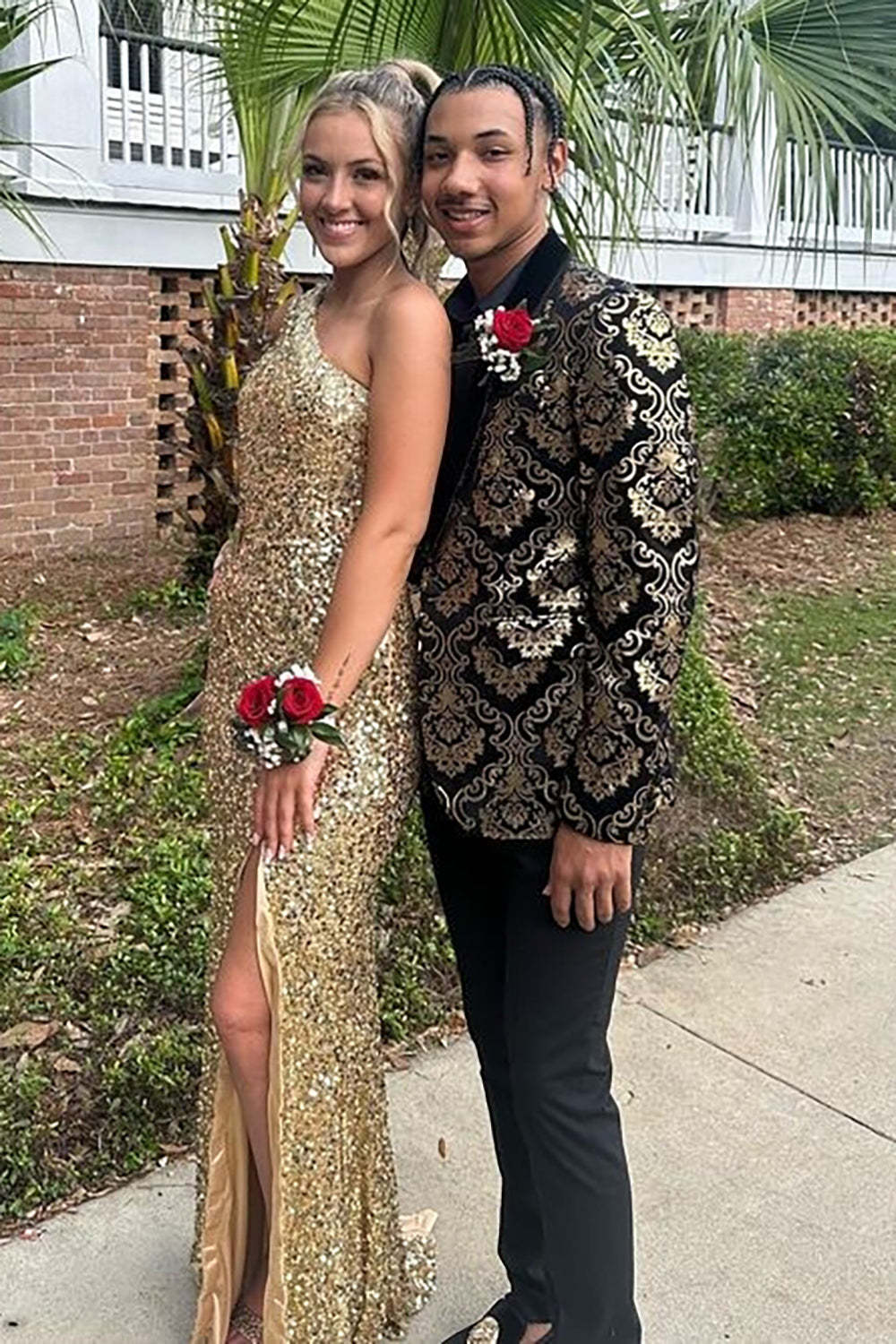 Black Golden Jacquard Men's Prom Blazer with Shawl Lapel and One Button