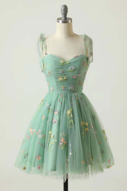 Cute A Line Sweetheart Green Short Cocktail Dress With Embroidery
