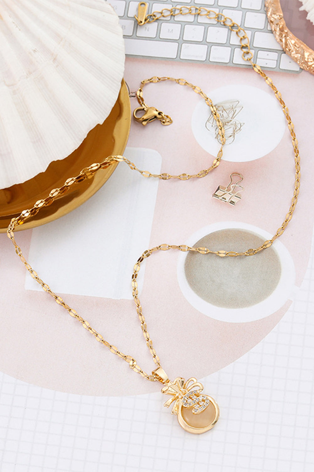 Necklace Featuring a Golden Money Bag
