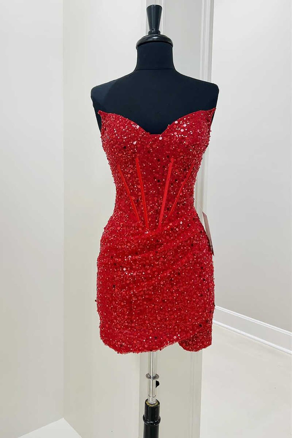 Bodycon Sweetheart Red Sequins Corset Cocktail Dress