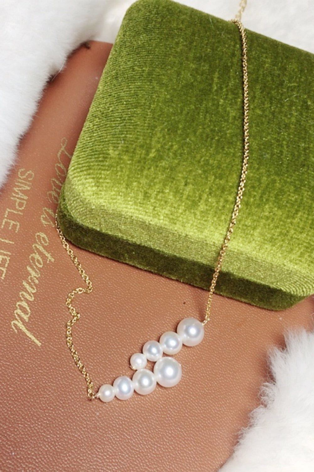 White Pearl Necklace