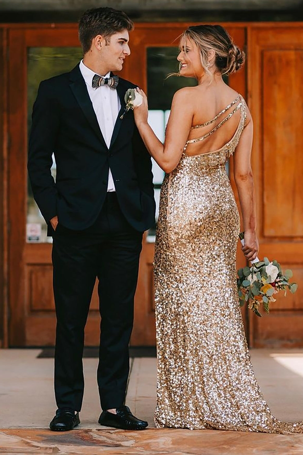 Black One-Button Men's Prom Suit with Slim Fit Notched Lapel