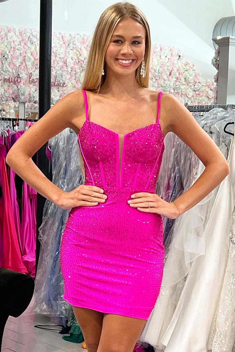 Sparkly Bodycon Spaghetti Straps Red Short Cocktail Dress With Beading
