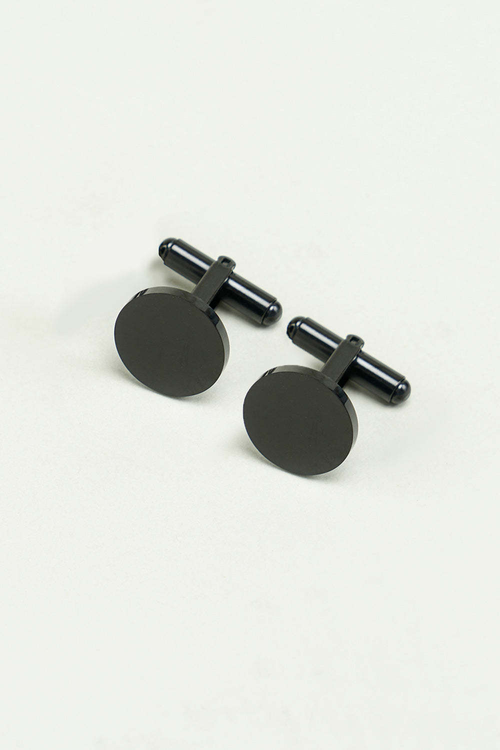 Cufflinks for Simple Black Tuxedo Shirts