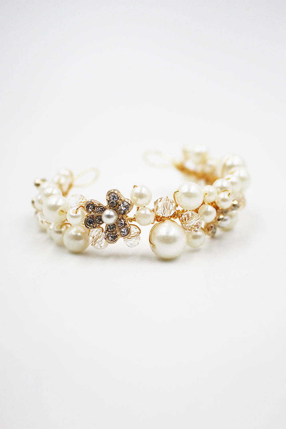 Pearl Wristbands for the Bride and Her Bridesmaid Sisters