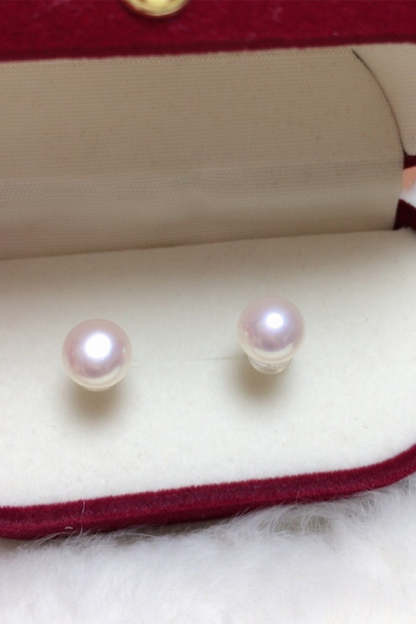 White Pearl Beaded Earrings