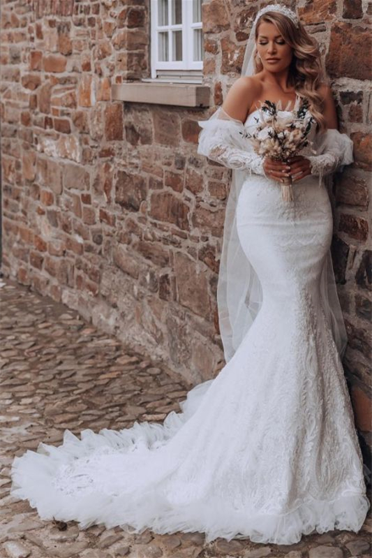 Sweetheart Mermaid Wedding Dress with Long Bubble Sleeves and Lace