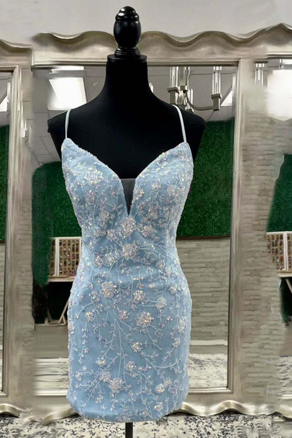 Stylish Bodycon Spaghetti Straps Light Blue Short Cocktail Dress With Beaded