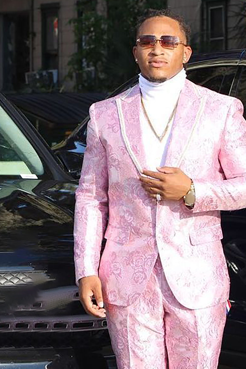 Men's Prom Suits with Pink Peak Lapel in 2 Pieces