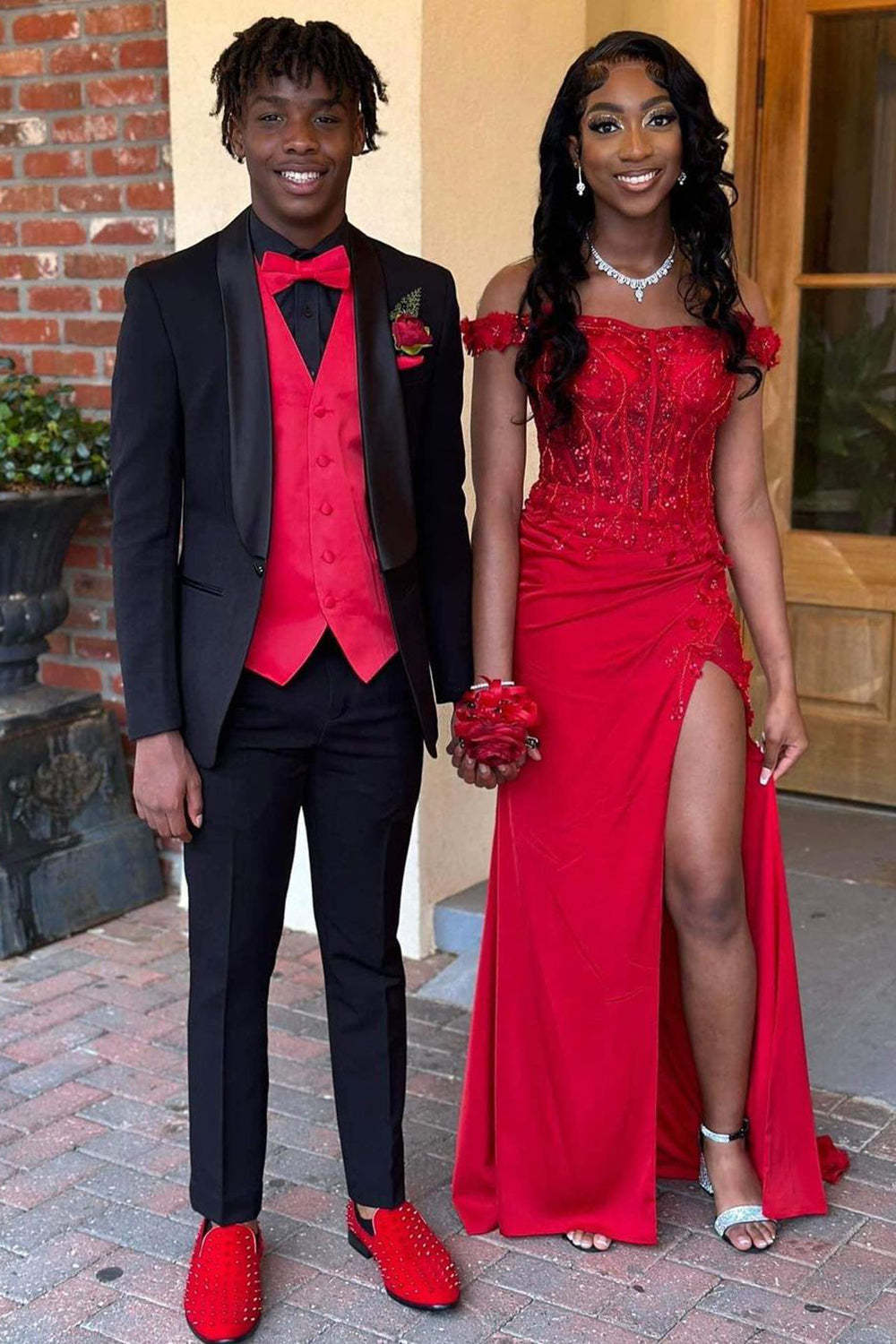 Black Men's Prom Suits with Shawl Lapel