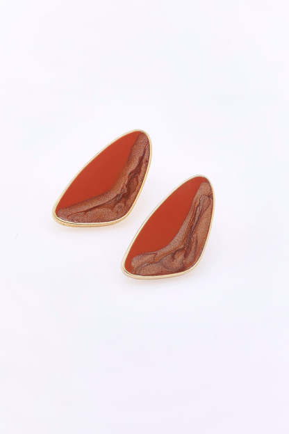 Earrings with a Vintage Look