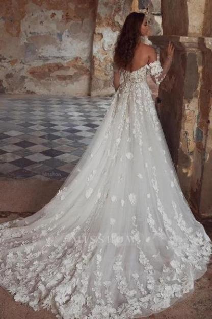 A-Line Sweetheart Floor-Length Strapless Tulle Wedding Dresses with Appliques